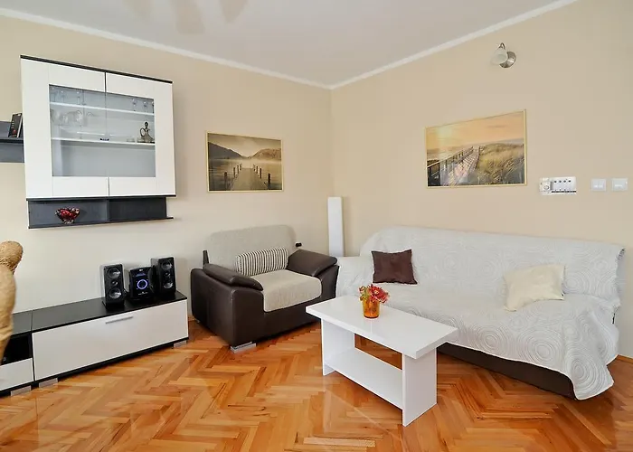 Sunny Side Apartament