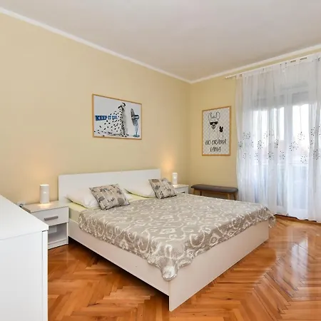 Apartment Sunny Side *