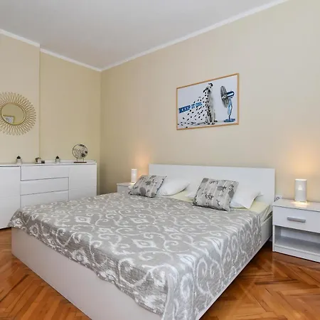 Apartment Sunny Side *