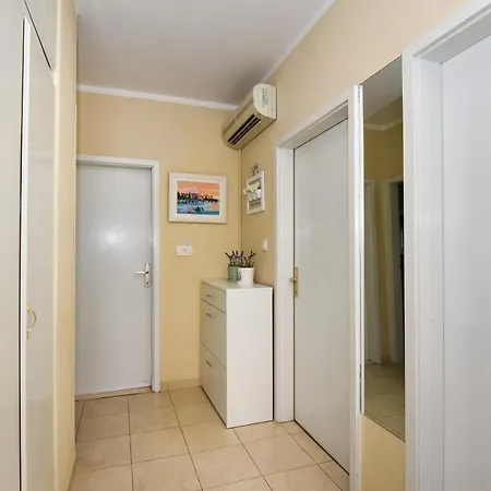 Apartment Sunny Side